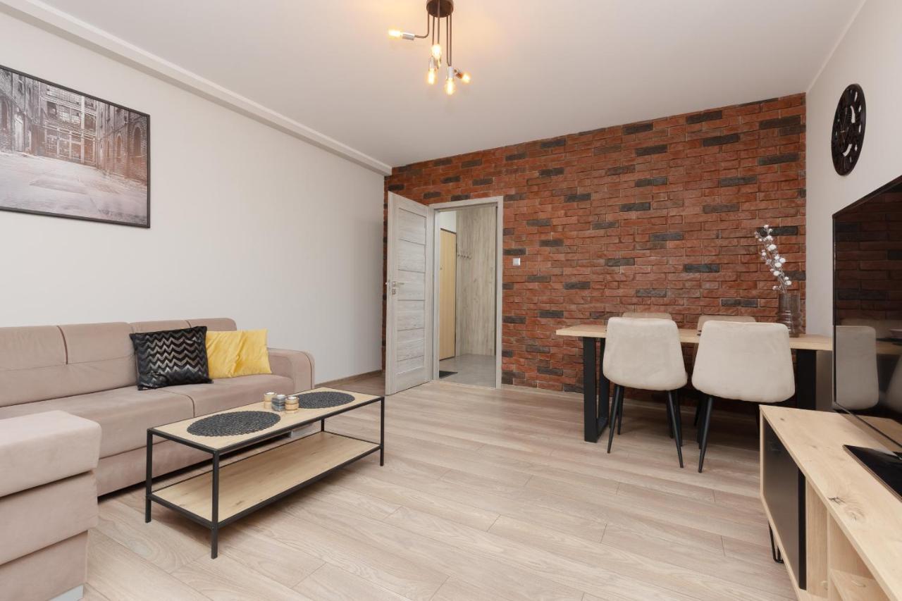 Modern One Bedroom Apartment With Parking In Lodz By Renters Prestige Exterior photo
